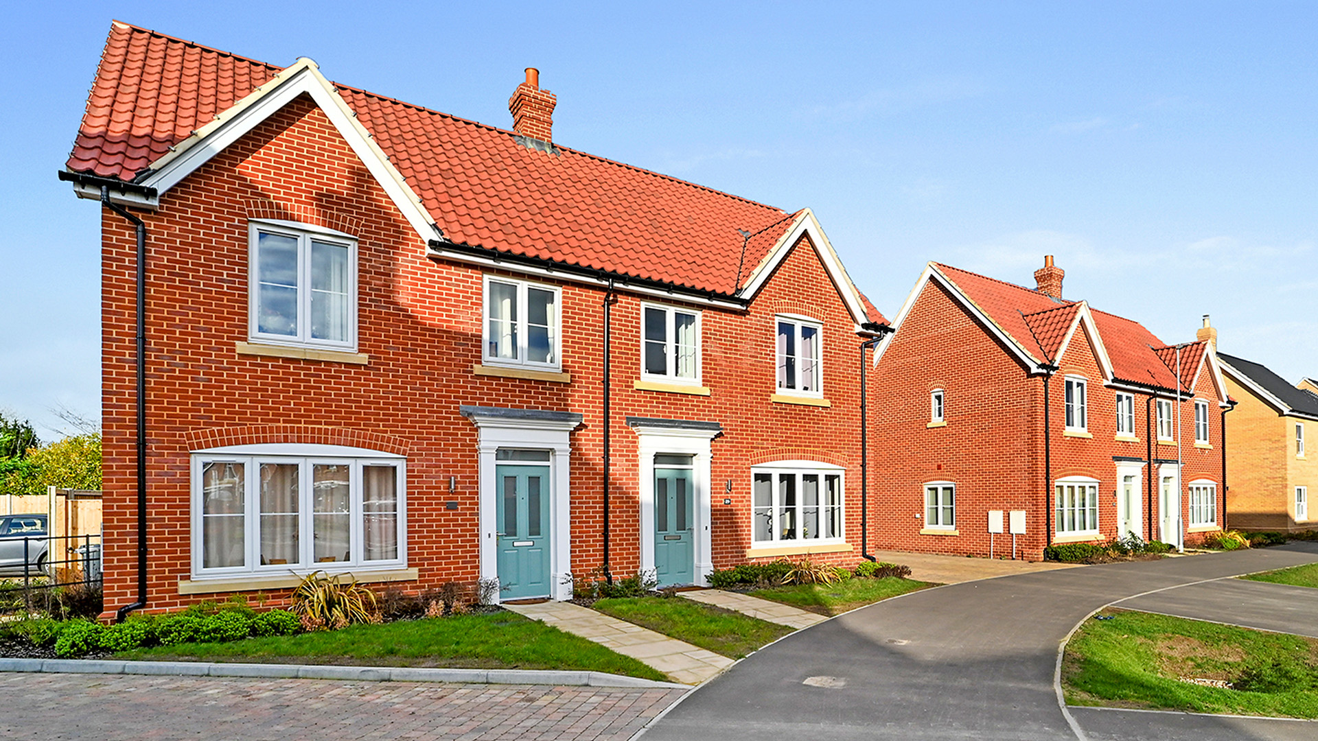 img-lhet-homes-at-lawford-green-feature svsdvsdv